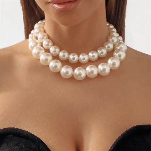XIALUOKE Pearl Choker Necklace - Elegant Fashion Statement Accessory