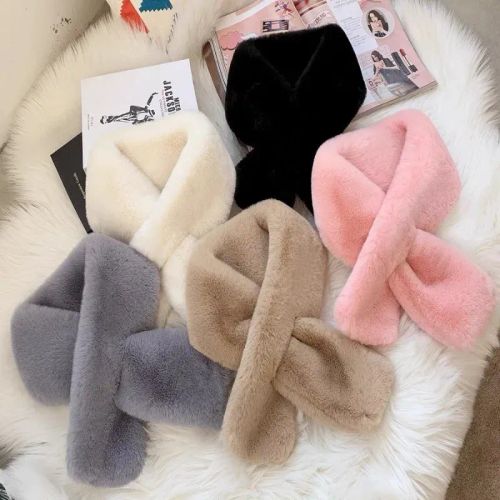 X.Z.MOONLIGH Plush Winter Scarf - Warm & Stylish Accessory
