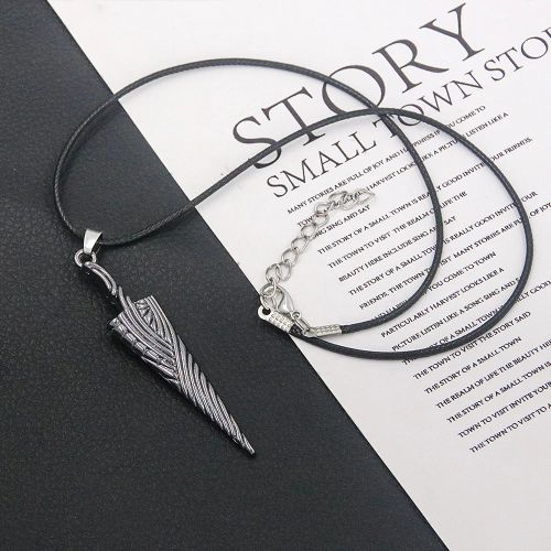 SONGCHANGJEWELRY Hollow Knight Pendant Necklace - Trendy Geometric Fashion