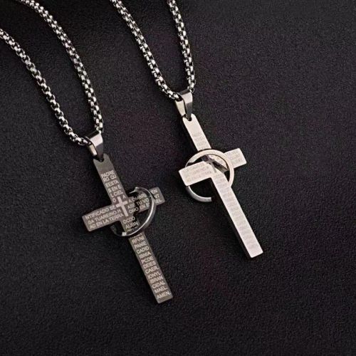 Stylish Stainless Steel Cross Pendant Necklace – Fashionable Accessory