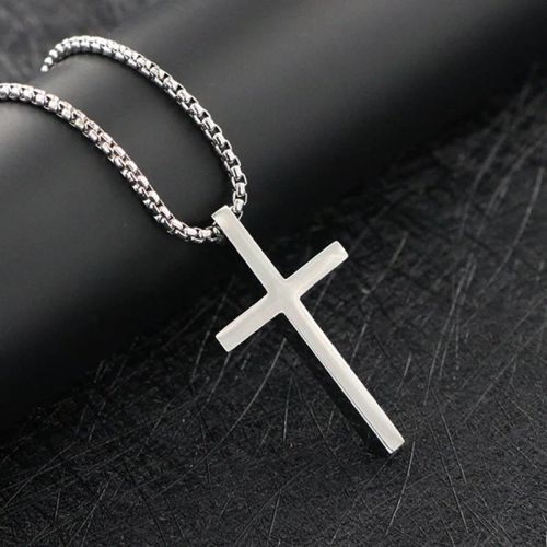 Stylish Stainless Steel Cross Pendant Necklace – Fashionable Accessory