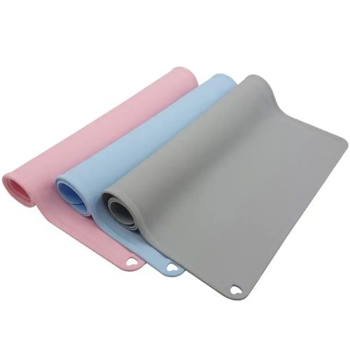 Silicone Dog Mat - Waterproof & Antiskid - Durable Pet Bed Mat