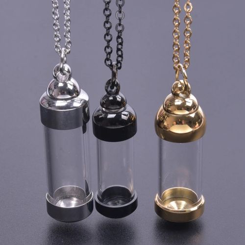 Geometric Pendant Necklace - Stylish Stainless Steel Chain Accessory
