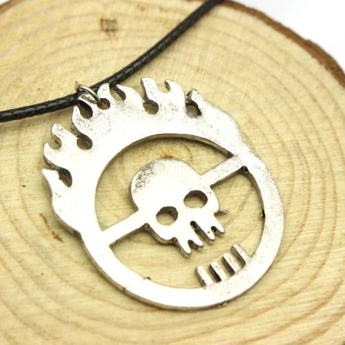 YUMEI Burning Skull Pendant Necklace - Stylish Trendy Accessory - N268