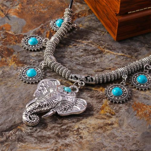 Tenande Bohemia Elephant Necklace - Turquoise Stone Statement Choker