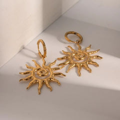 Classic Waterproof Spiral Sunflower Necklace & Earrings Set
