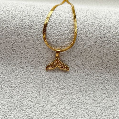 Stylish Mermaid Tail Pendant Necklace - Trendy Nautical Jewellery - Gold