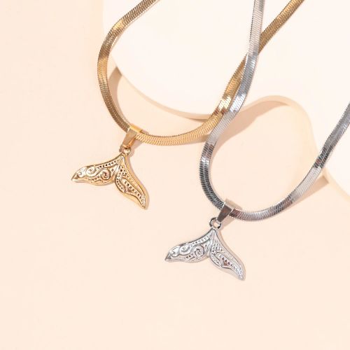Stylish Mermaid Tail Pendant Necklace - Trendy Nautical Jewellery - Gold