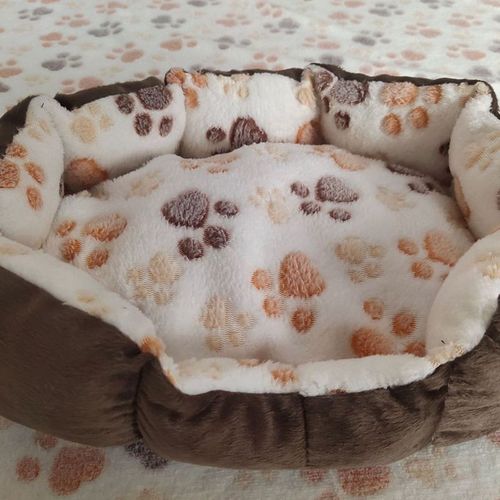 WHPHous Soft Plush Pet Bed - Comfortable & Breathable Small/Medium Size - A2