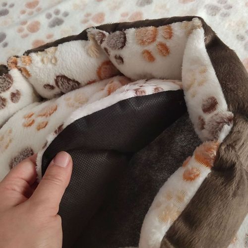 WHPHous Soft Plush Pet Bed - Comfortable & Breathable Small/Medium Size - A2