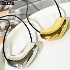 Trendy Irregular Metal Pendant Necklace - Stylish Party Accessory