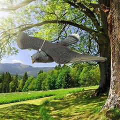 Lifelike 3D Flying Falcon Bird Decoy for Garden Pest Control Decoration