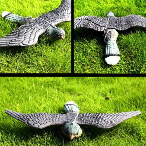 Lifelike 3D Flying Falcon Bird Decoy for Garden Pest Control Decoration