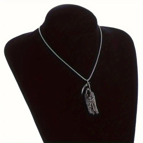 Coldwind Bundy Skull Pendant Necklace - Unique Party Accessory - silver color