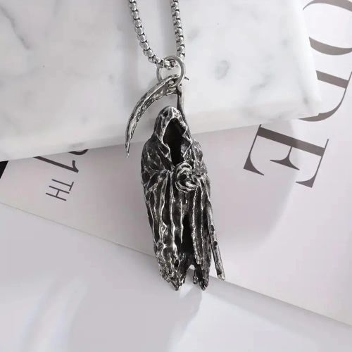 Coldwind Bundy Skull Pendant Necklace - Unique Party Accessory - silver color