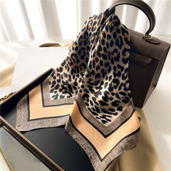 HYKMAIYW Fashion Scarf - Warm and Stylish - 70x70cm Polyester