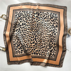 HYKMAIYW Fashion Scarf - Warm and Stylish - 70x70cm Polyester