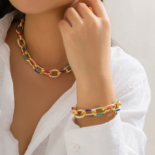 Elegant Alloy Necklace & Bracelet Set - Stylish Gold Accessory - Set