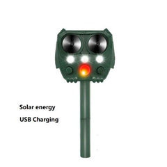 Ultrasonic Animal Repellent - Eco-Friendly Motion Sensor Pest Control Device