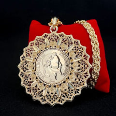 Herseygold Flower Pendant Necklace with Crystal - Fashionable Jewellery
