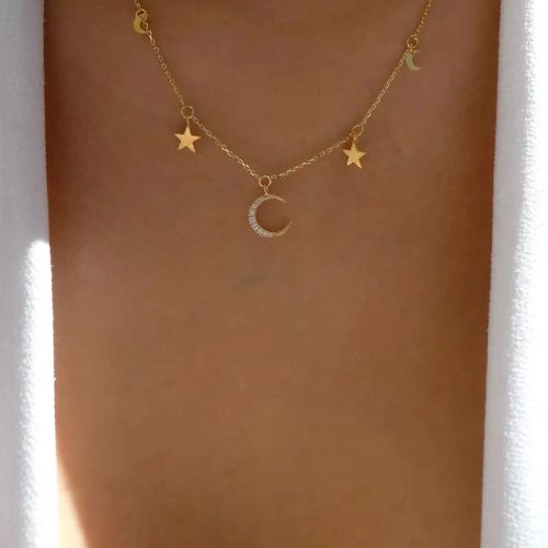 YWZIXLN Classic Round Crystal Pendant Necklace - Elegant Accessory