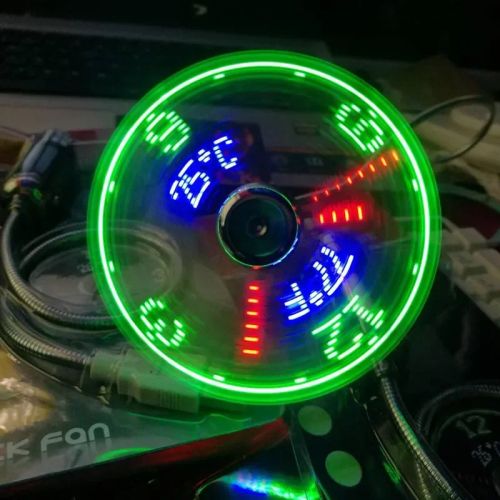 MOONBIFFY USB Fan with Time Display - Compact & Noiseless Cooling Gadget - Clock fan temperat