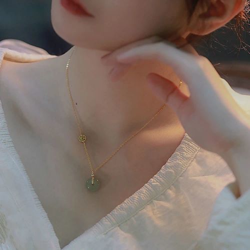 VENTFILLE Jade Necklace - Elegant Design for Stylish Occasions - BTSP814-GD
