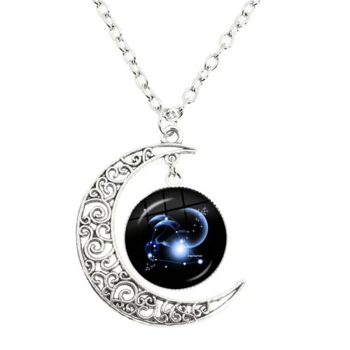 MSCHENGDORIS Moon Pendant Necklace - Trendy Fashion Accessory