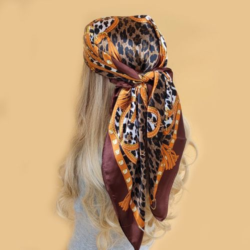 Stylish Print Silk Scarf - Year-Round Fashion Accessory