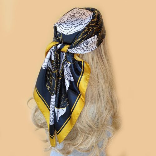 Stylish Print Silk Scarf - Year-Round Fashion Accessory