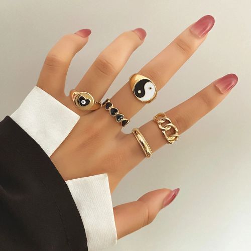 KISSWIFE Vintage Green Gem Rings Set - Elegant Fashion Finger Rings