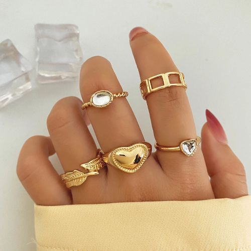 KISSWIFE Vintage Green Gem Rings Set - Elegant Fashion Finger Rings