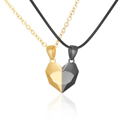 Rinhoo Heart Pendant Necklace - Stylish Design for Anniversaries