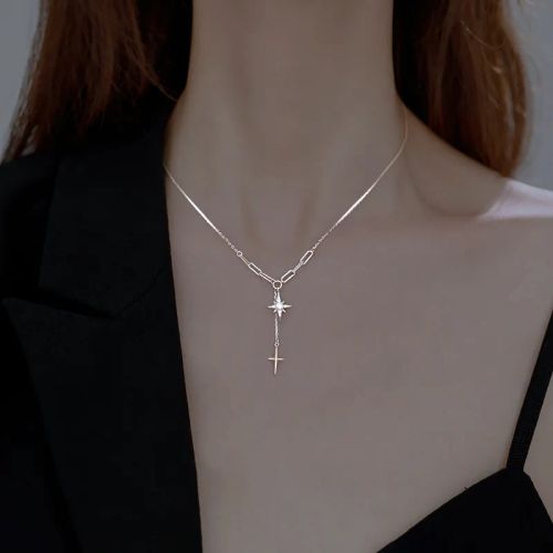 Ventfille Silver Asymmetric Heart Necklace - Elegant Party Jewellery
