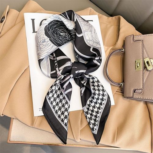 JTVOVO Luxury Square Scarf - Fashionable & Multifunctional Beach Accessory