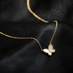 Laoloutian Heart Pendant Necklace - Trendy Mood Tracker Accessory