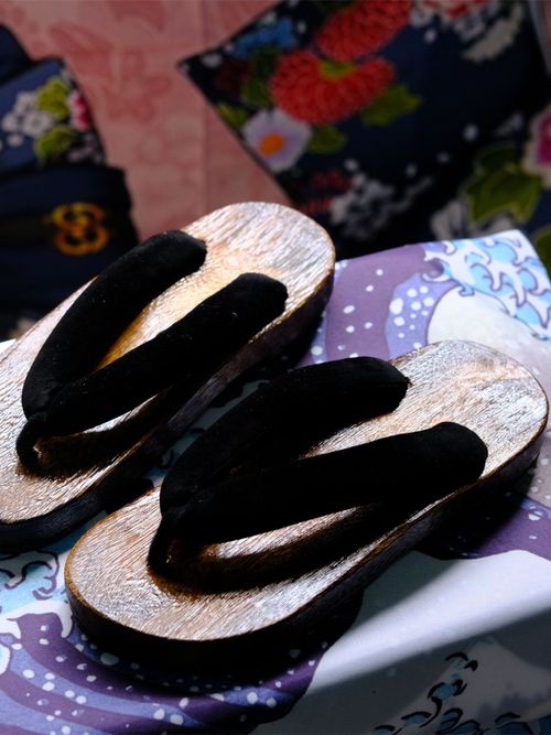 WHOHOLL Japanese Geta Flip Flops - Unique Cosplay Shoes & Slippers