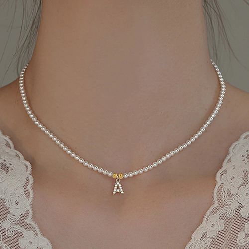 Mcllroy Stylish Adjustable Choker Necklace with Simulated Pearls