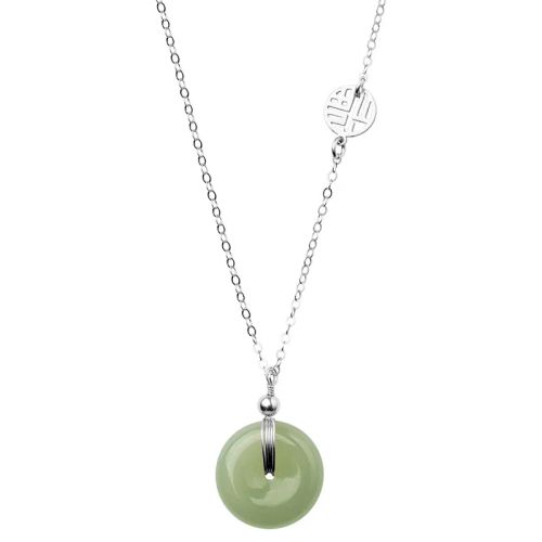 VENTFILLE Jade Necklace - Elegant Design for Stylish Occasions