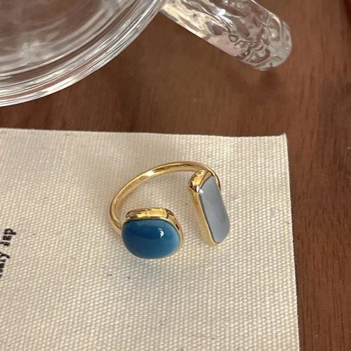 Emeralds Luxurious Adjustable Rings - Stylish Fashionable Accessories