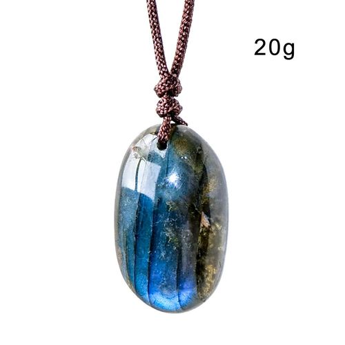 Stylish Labradorite Pendant Necklace for Versatile Everyday Wear - C