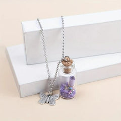 Colourful Vintage Pendant Necklace – Unique Fashion Accessory