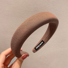 Fashionable Nylon Headband – Stylish Accessory for All Occasions
