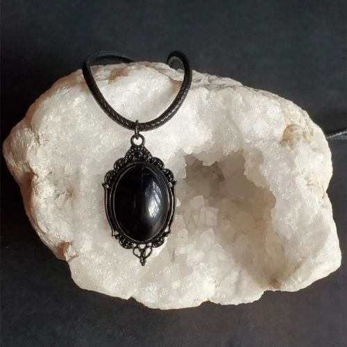 ZBOZWEI Gothic Onyx Pendant Necklace - Mystical Fashion Accessory - HJXL222-1-heise