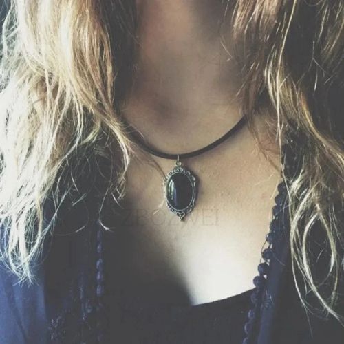 ZBOZWEI Gothic Onyx Pendant Necklace - Mystical Fashion Accessory