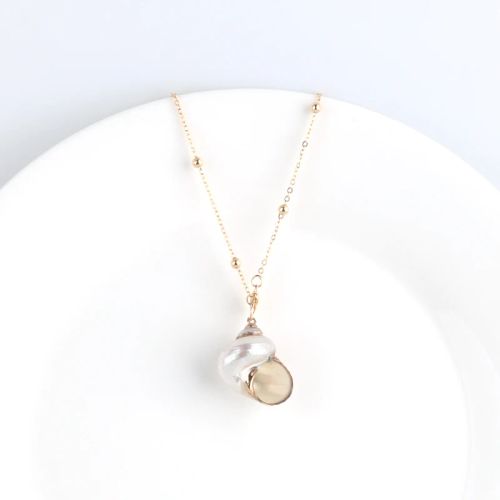 Trendy Bohemian Pendant Necklace - Natural Shell & Conch Design