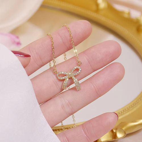 Exquisite copper inlaid zirconium sweet bow pendant necklace real gold plated sexy women prom party necklace Korean