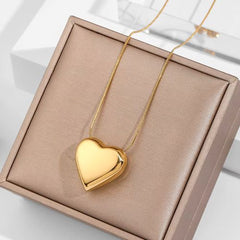 Ramos Exaggerated Heart Pendant Necklace - Trendy Fashion Jewellery