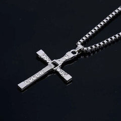 Trendy Plant Pendant Necklace - Stylish Design - Fashion Accessory