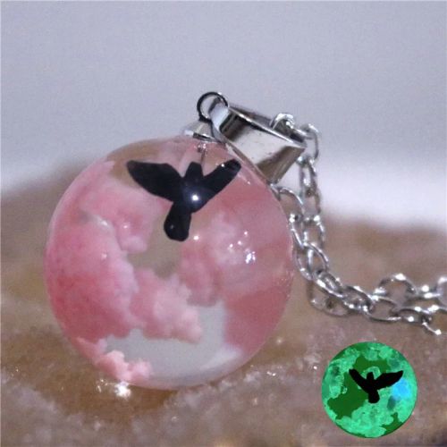 Classic Round Pendant Necklace - Fashionable Metal Chain Accessory - 12